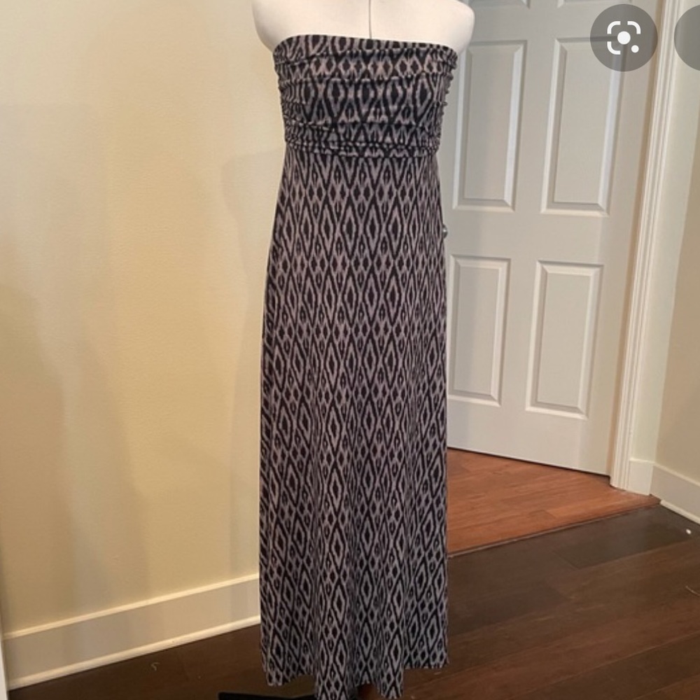 Banana Republic Strapless Maxi - patterned